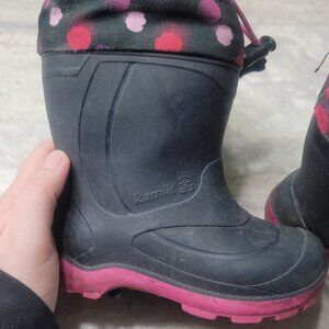 #256 Kamik Kids Boots Pink Black sz 8